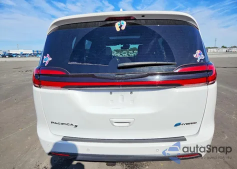 2022 Chrysler Pacifica Hybrid Limited z USA, uszkodzony, nr VIN 2C4RC1S71NR147908